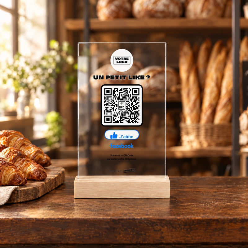 Plaque avis personnalisée en acrylique dans une boulangerie