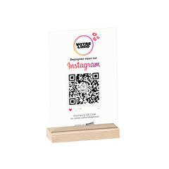 Plaque NFC et QR code Instagram rectangulaire personnalisée avec logo NFC et QR code sur socle en bois naturel - Phanion