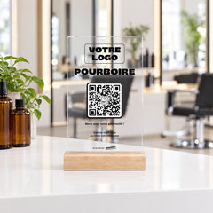 Plaque pourboire personnalisée en acrylique dans un salon de coiffure