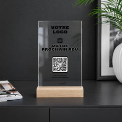 Plaque rendez-vous personnalisée en acrylique sur un comptoir noir