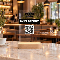 Plaque wifi personnalisée LED sur le comptoir d’un restaurant
